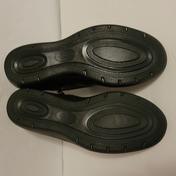 NWOT I Heart Comfort ankle booties Fiona size 6 - Picture 5 of 11